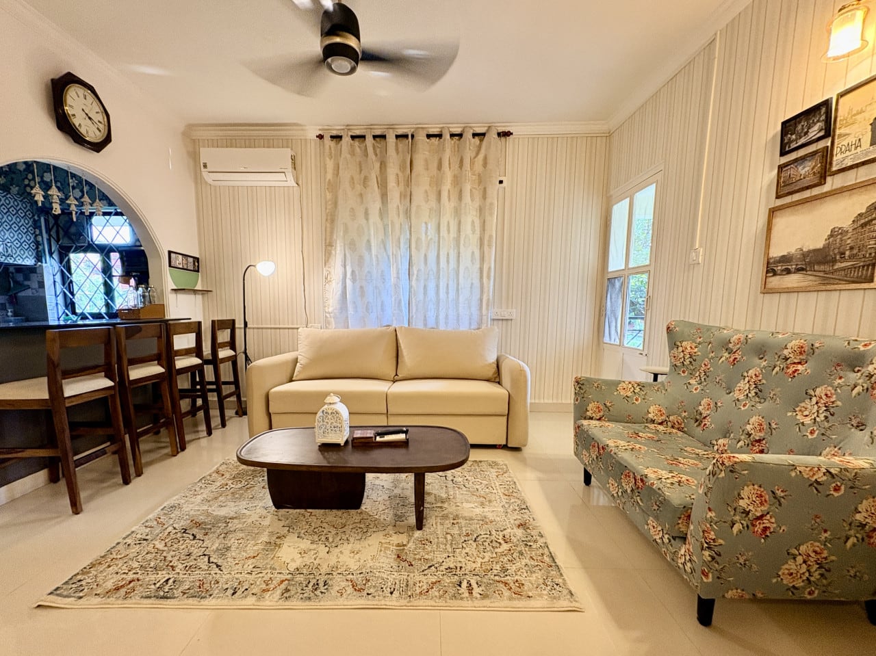 The Greendoor Villa - Beach House , 400 mtr beach property